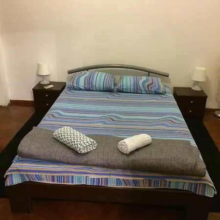 Central Studio Magheru Apartment